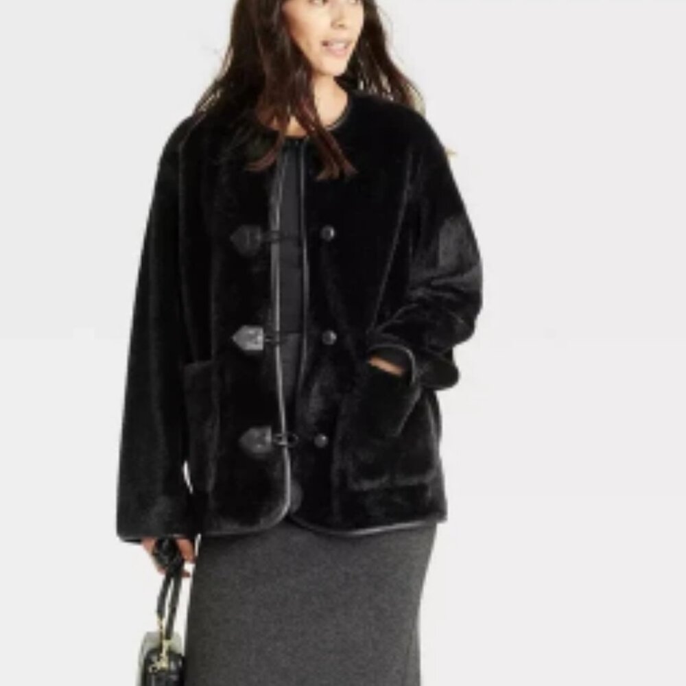 NWT Universal Thread Faux Fur Toggle Jacket in Black – Size XL‎ - Picture 2 of 14